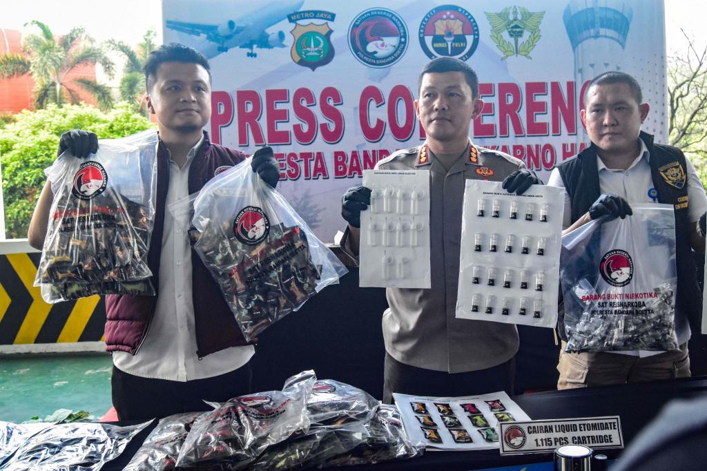 Polres dan Bea Cukai Gagalkan Penyelundupan Etomidate di Bandara Soekarno-Hatta
