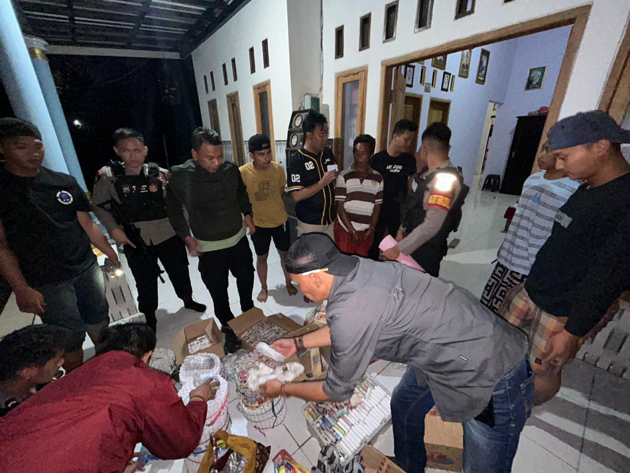 Penggerebekan Sebuah Rumah Kontrakan di Bogor, Polisi Temukan 1,9 Kg Sabu Siap Edar